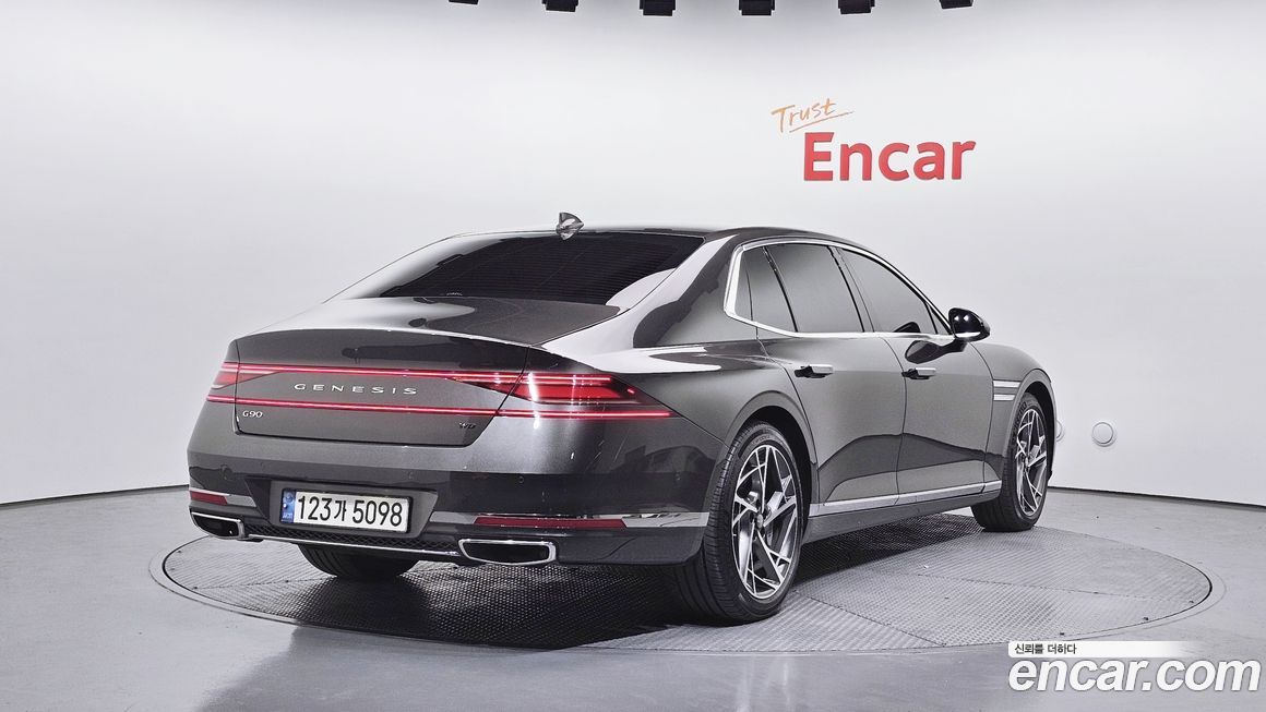 Genesis G90 2023