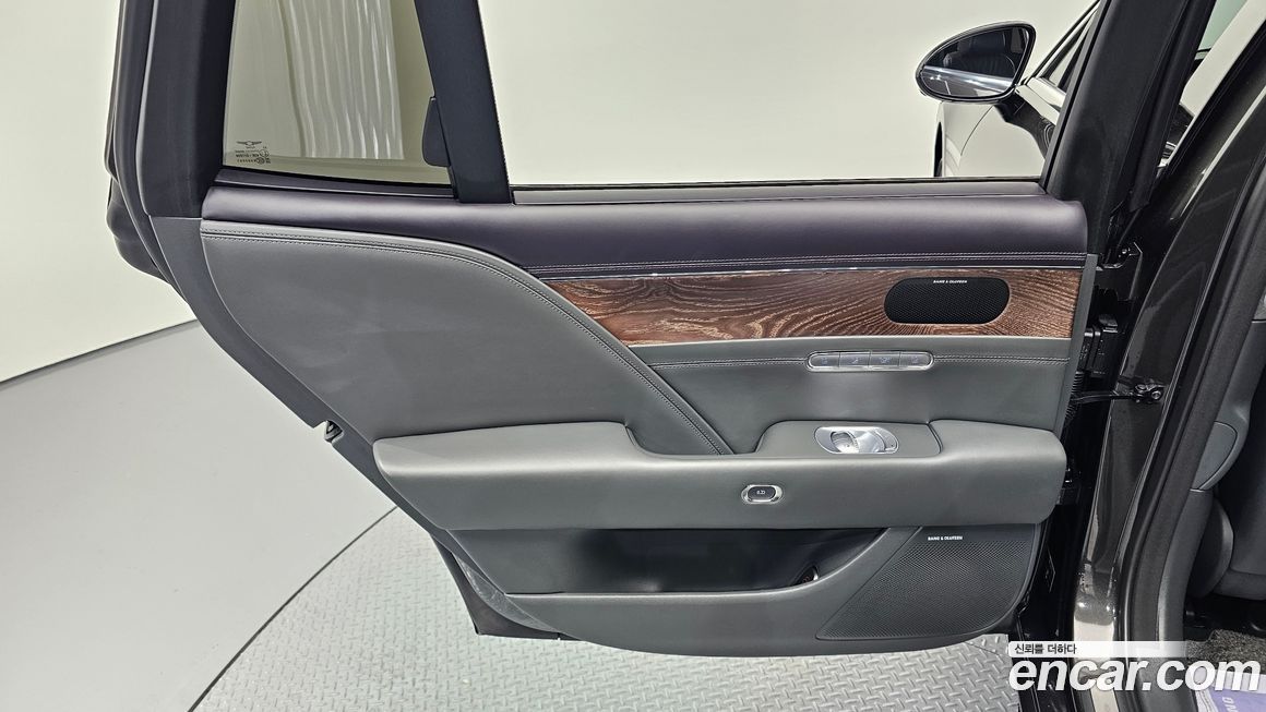 Genesis G90 2023
