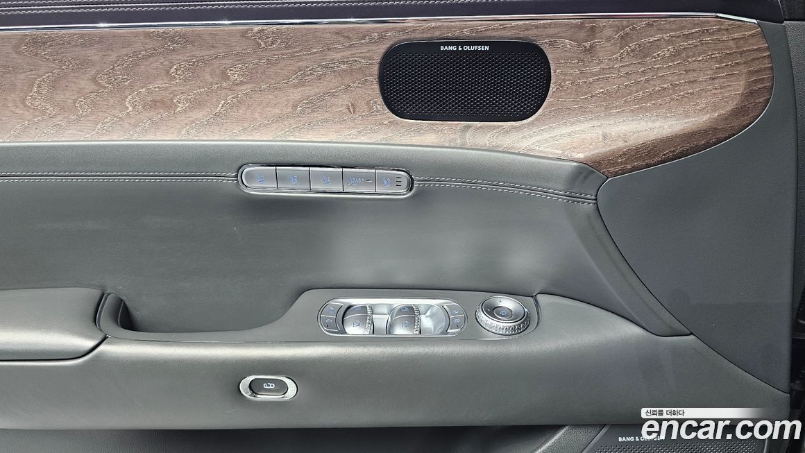Genesis G90 2023