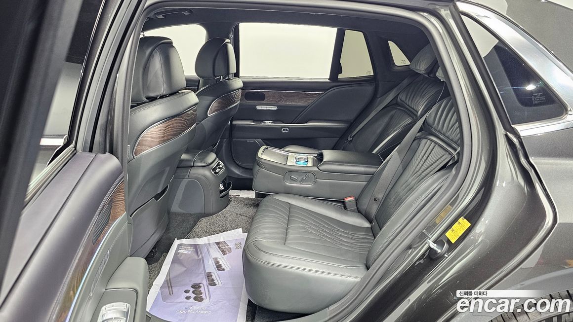 Genesis G90 2023
