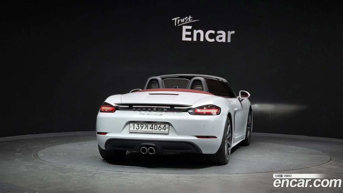 Porsche 718 2017