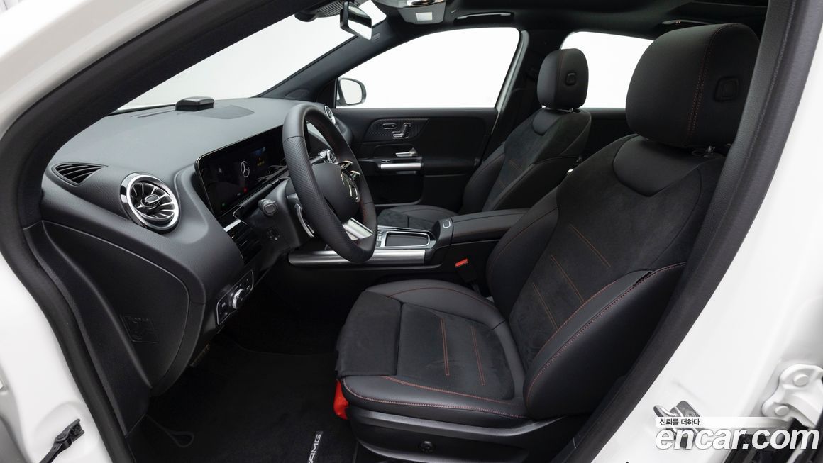 Mercedes-Benz GLA-Class 2025
