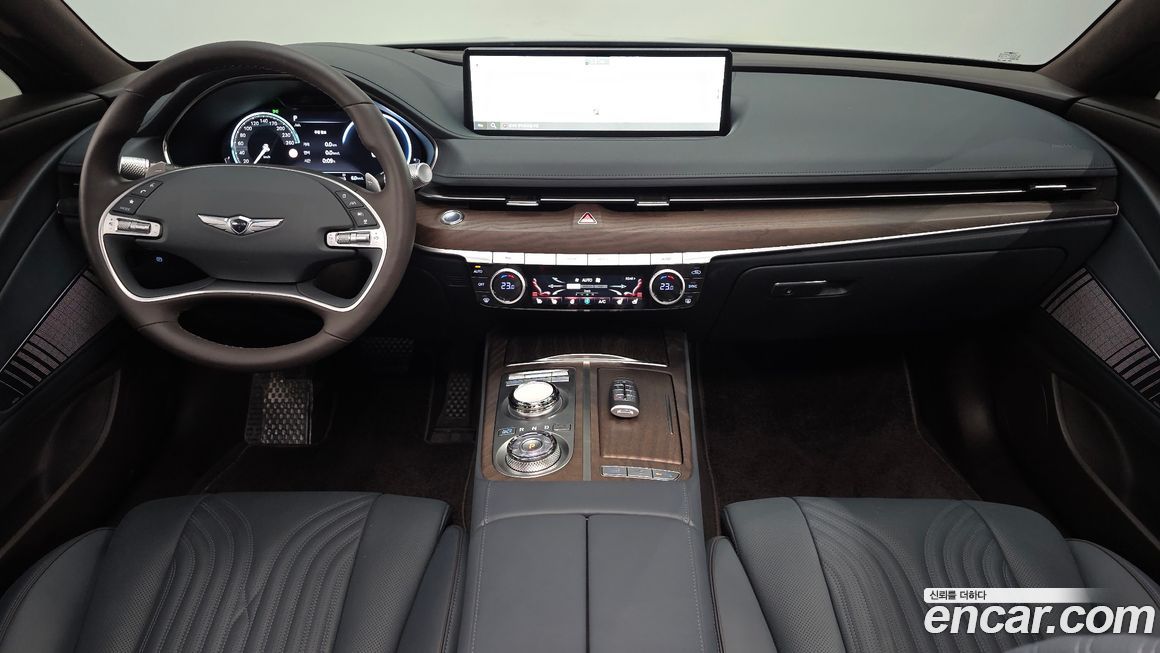 Genesis G80 2023