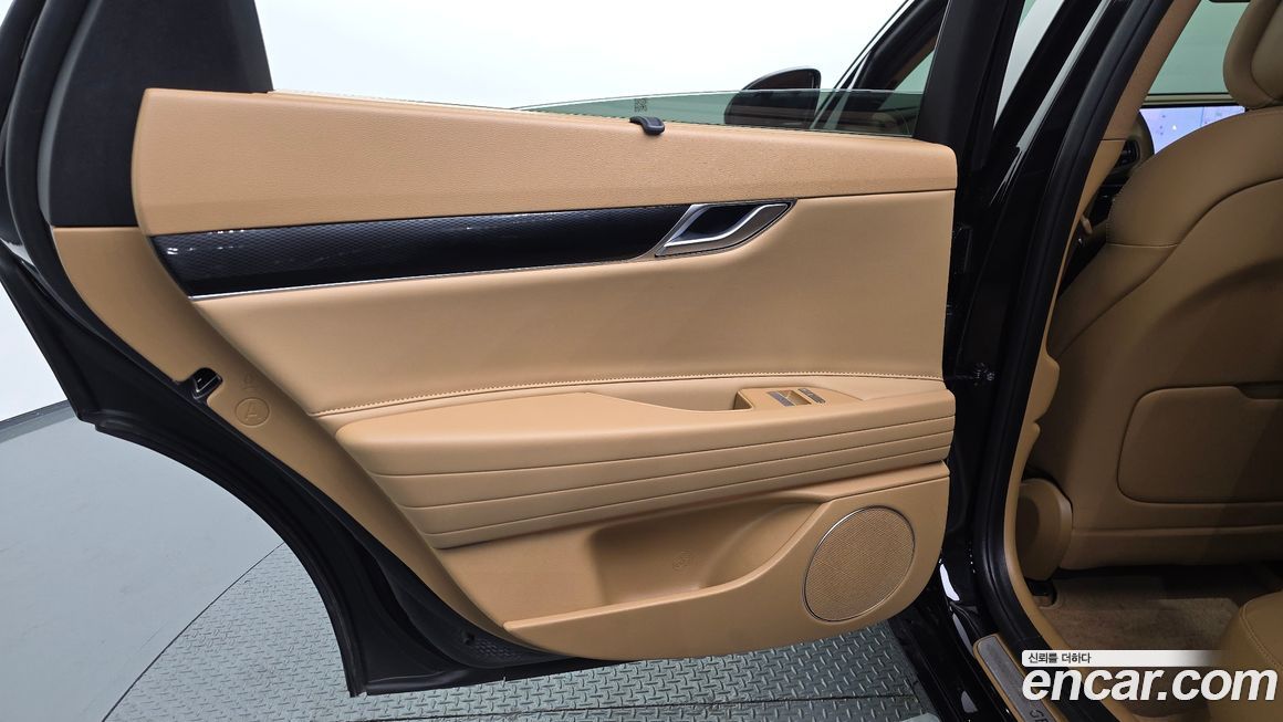 Genesis G80 2025