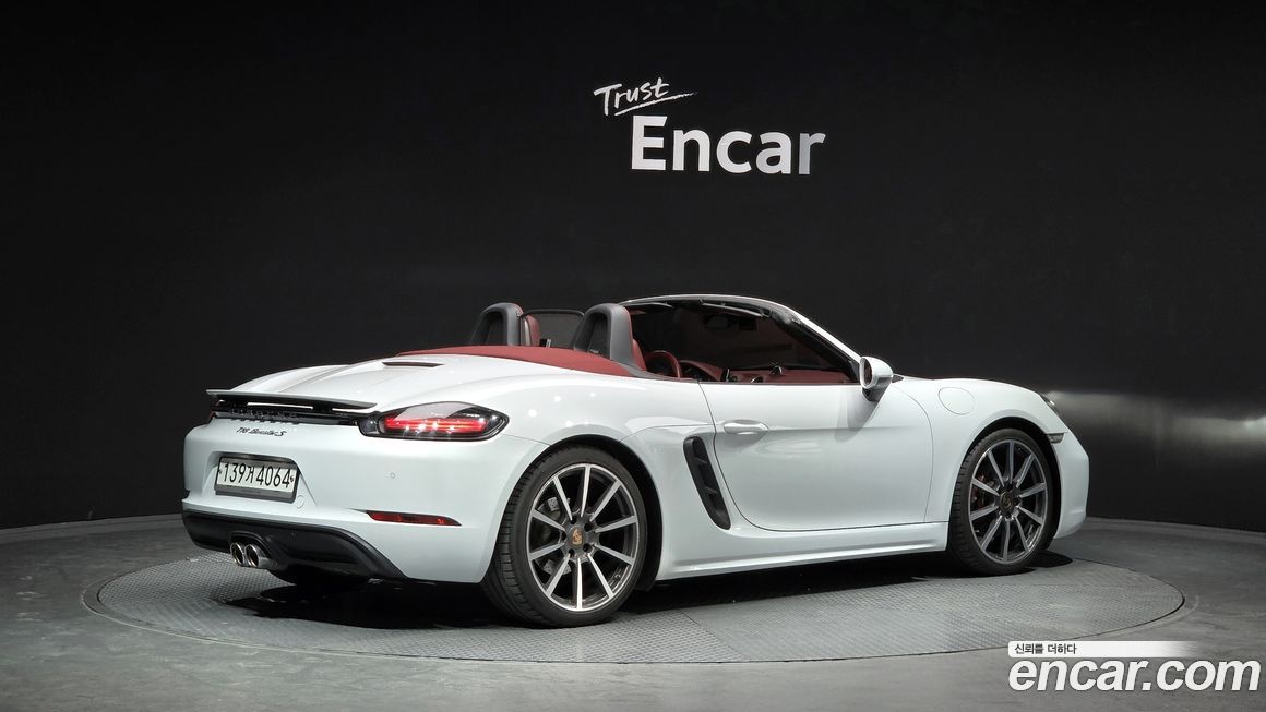 Porsche 718 2017