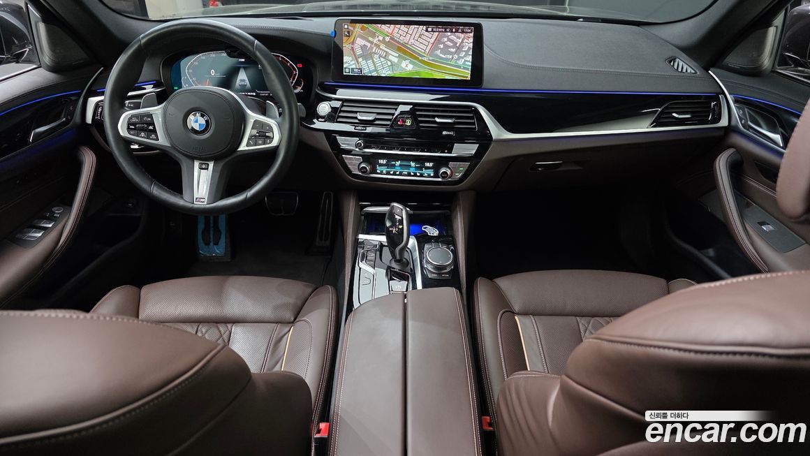 BMW 5-Series 2023