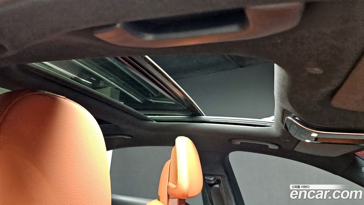 Mercedes-Benz C-Class 2025