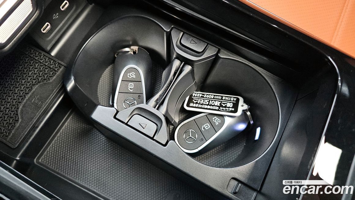Mercedes-Benz C-Class 2025