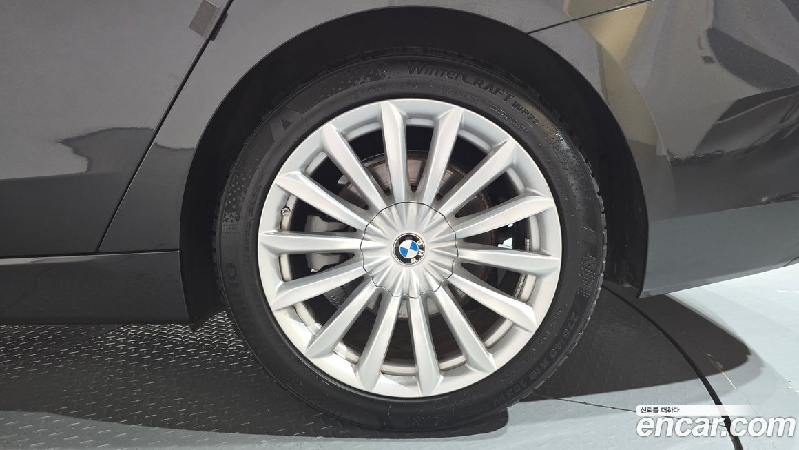 BMW Gran Turismo 2023