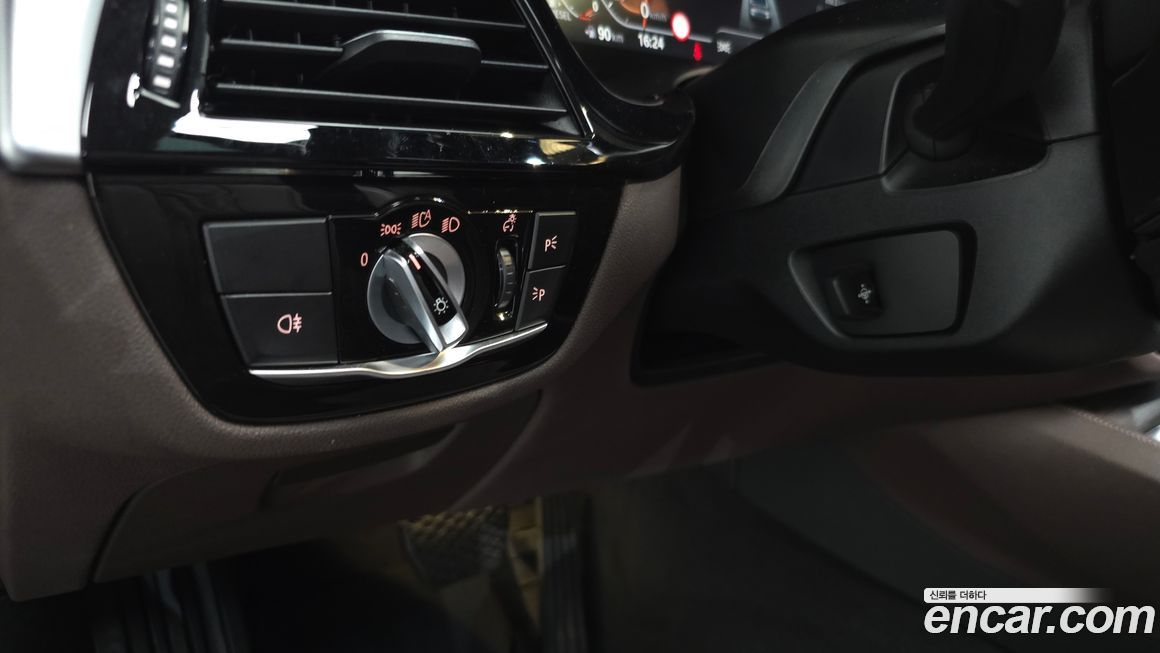 BMW Gran Turismo 2023