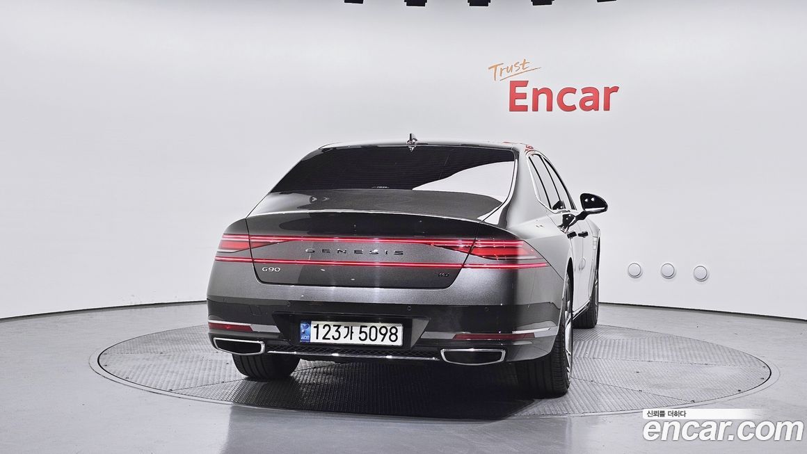 Genesis G90 2023