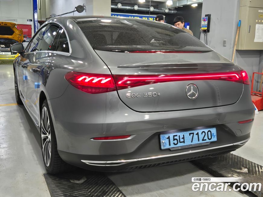 Mercedes-Benz EQE 2023