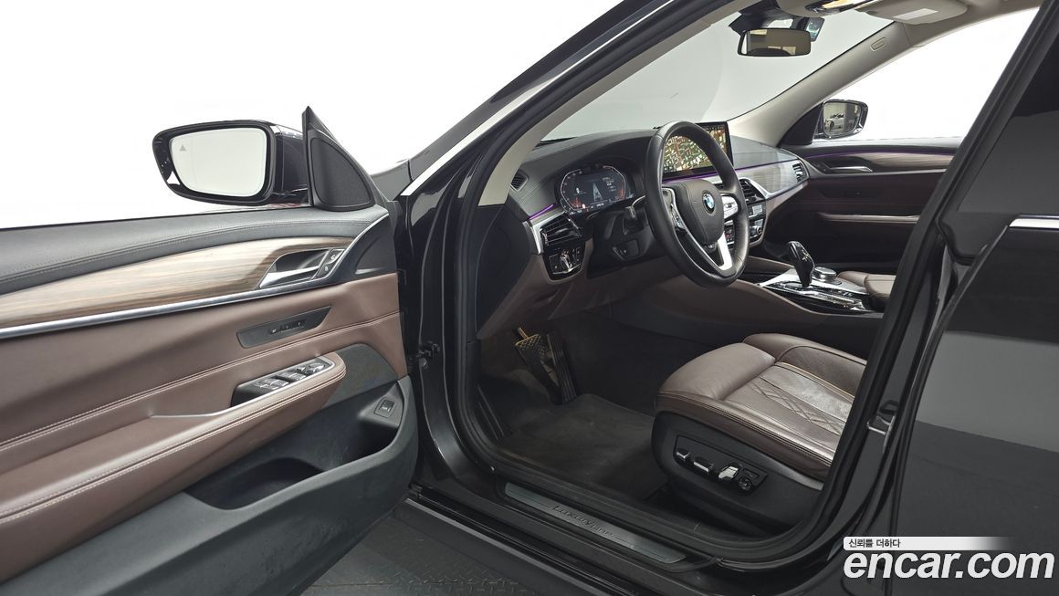 BMW Gran Turismo 2023