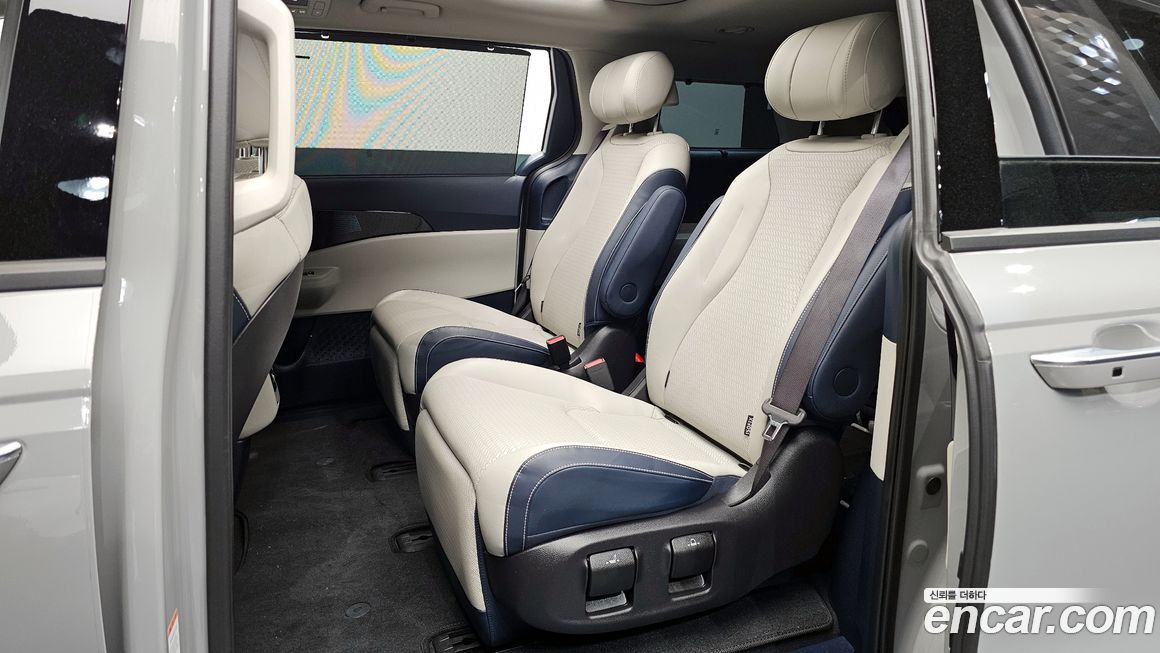 Kia Canival 2025