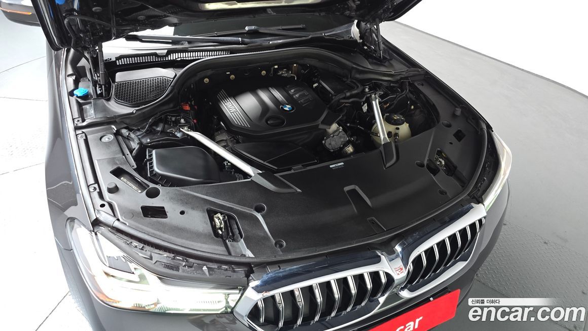 BMW Gran Turismo 2023