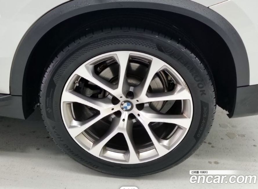 BMW X5 2019
