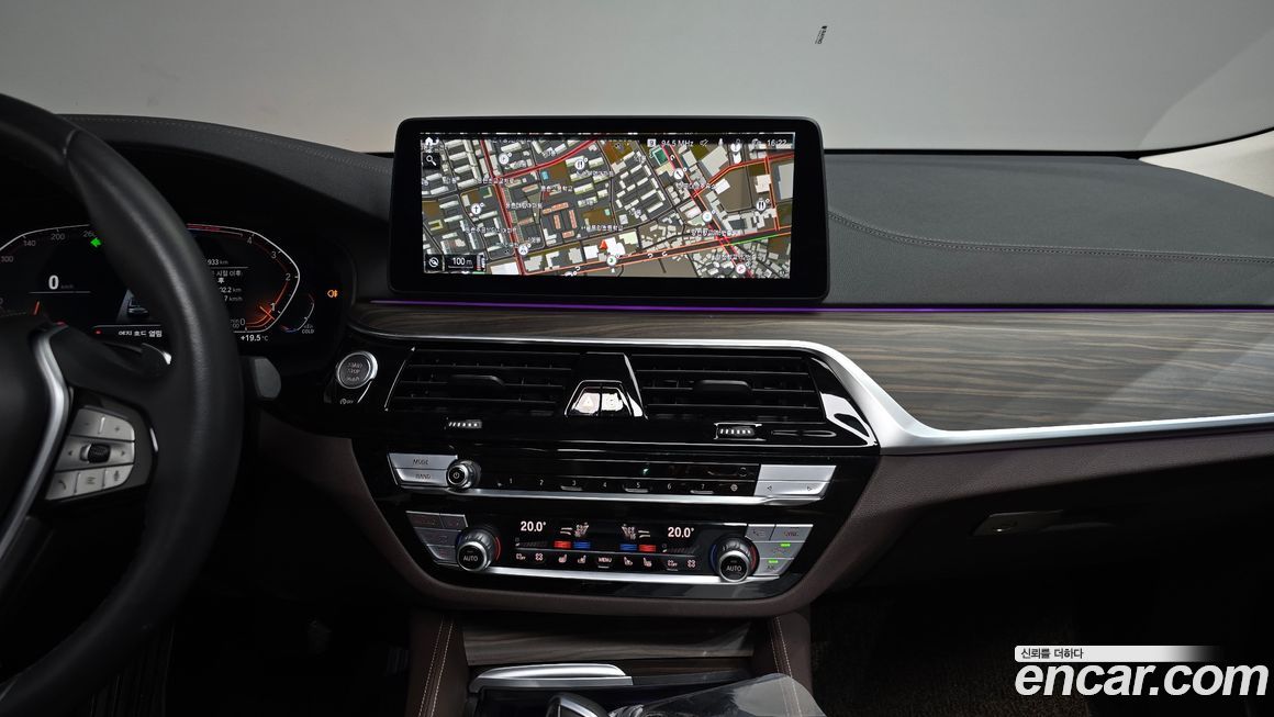 BMW Gran Turismo 2023