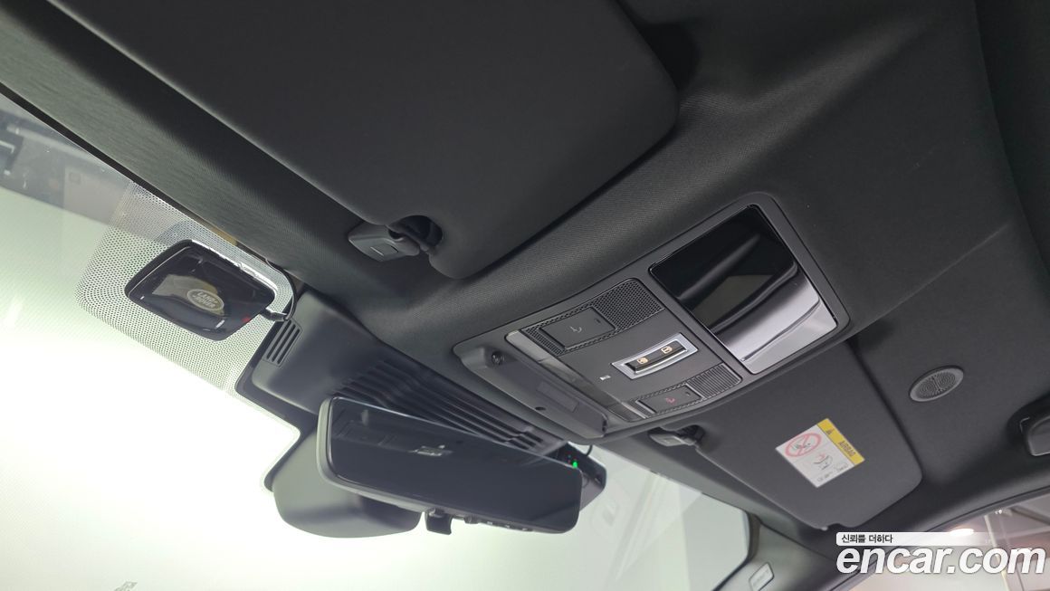 Land Rover Discovery Sport 2025