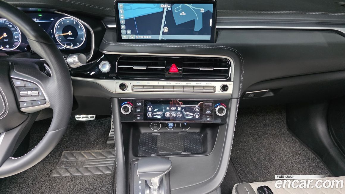 Genesis G70 2025