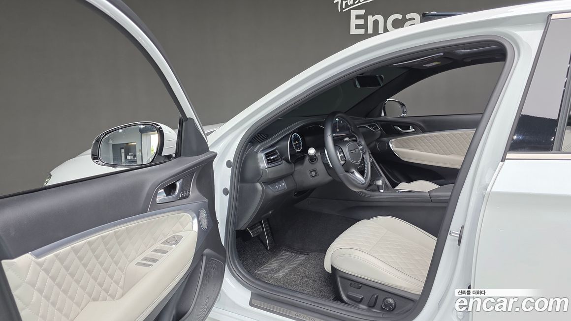 Genesis G70 2025