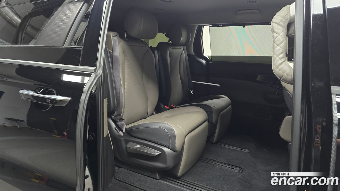 Kia Canival 2025