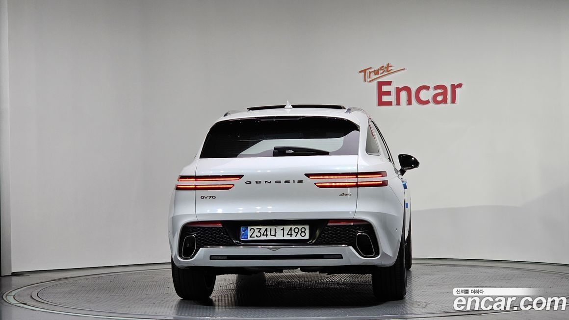 Genesis GV70 2024
