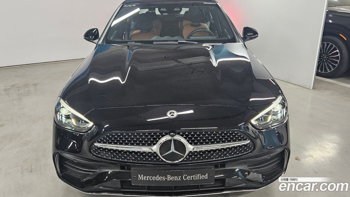 Mercedes-Benz C-Class 2025
