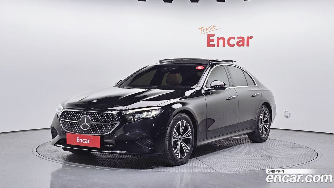 Mercedes-Benz E-Class 2024