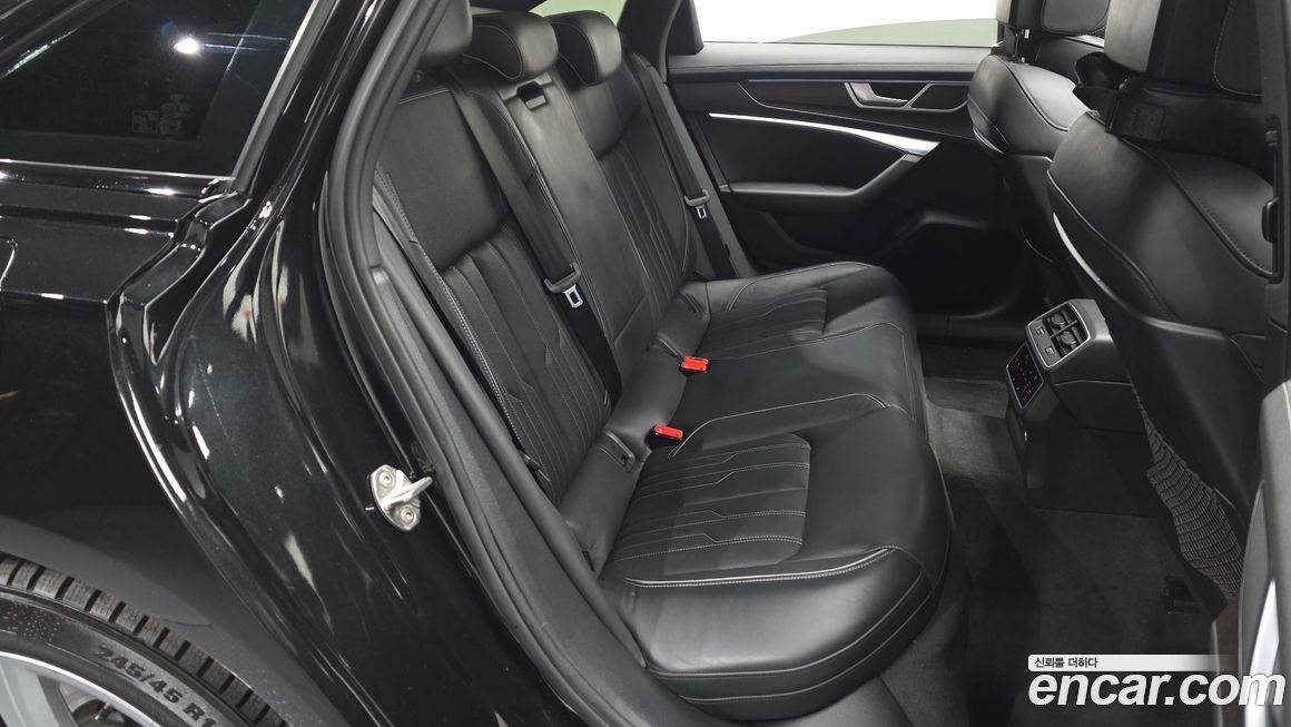 Audi A6 2025