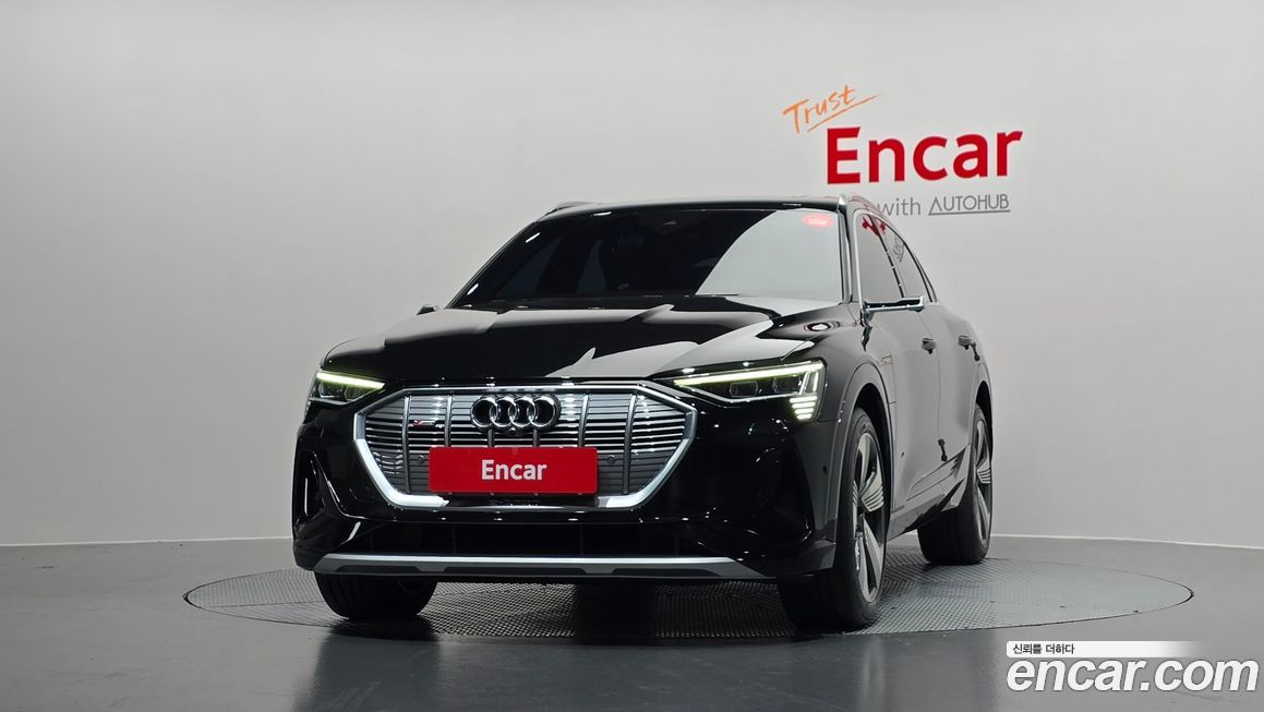 Audi e-tron 2021