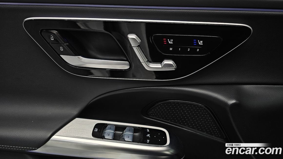 Mercedes-Benz E-Class 2024