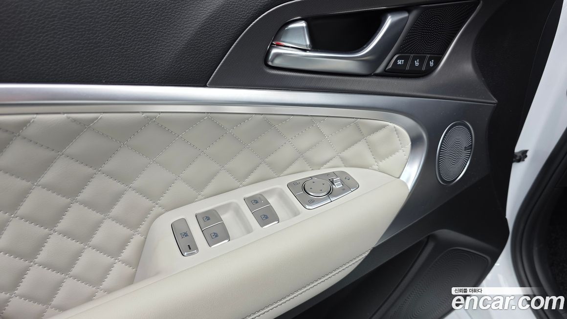 Genesis G70 2025