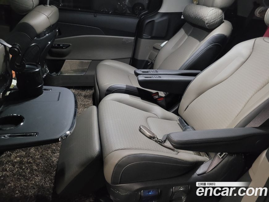 Kia Canival 2025