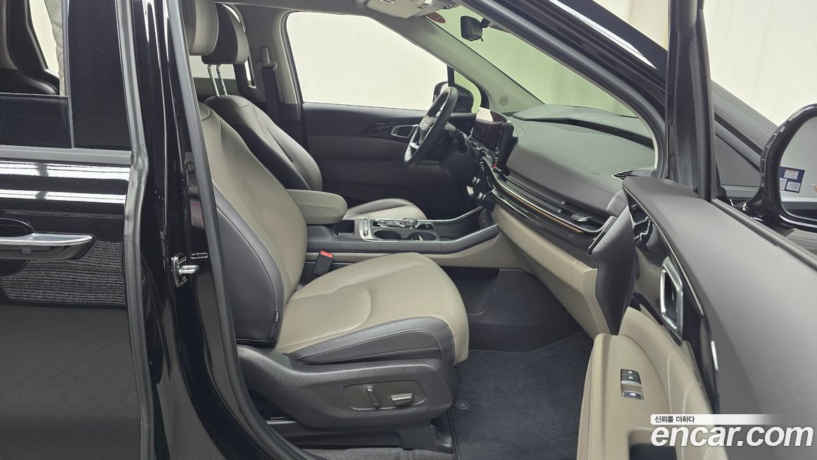Kia Canival 2025