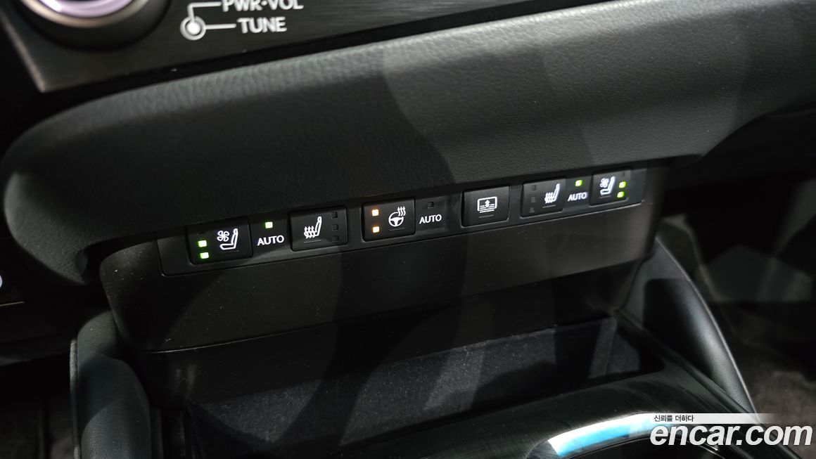 Lexus ES 2025