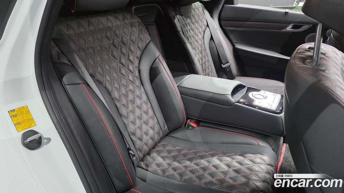 Genesis G80 2022