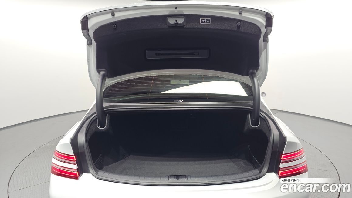 Genesis G80 2023