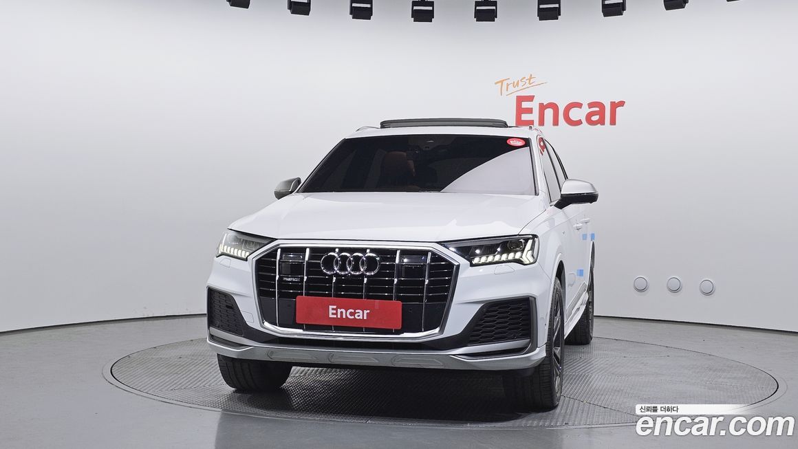 Audi Q7 2021