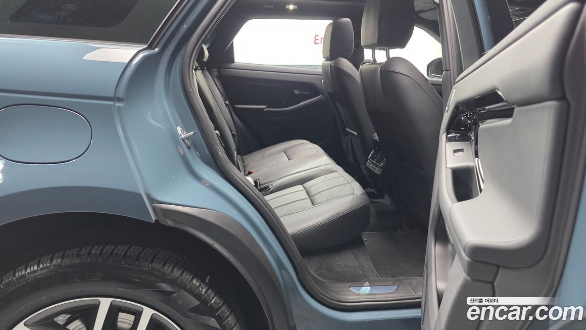 Land Rover Range Rover Evoque 2025