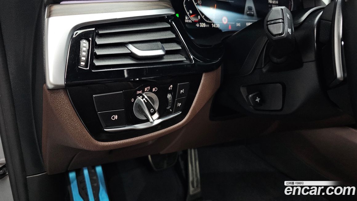 BMW Gran Turismo 2021
