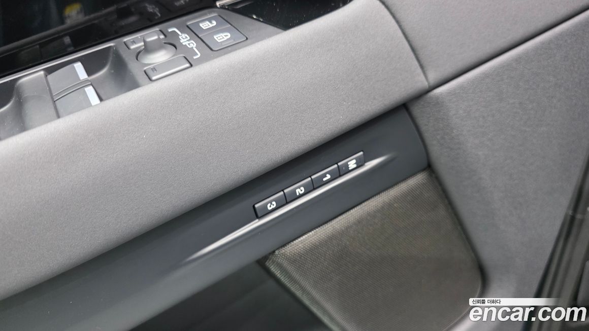 Land Rover Range Rover Evoque 2025