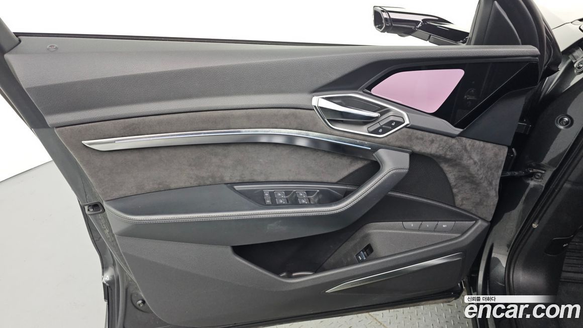 Audi e-tron 2021