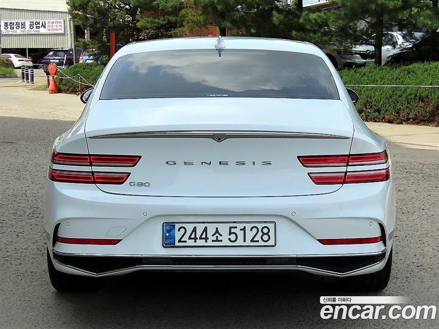 Genesis G80 2025