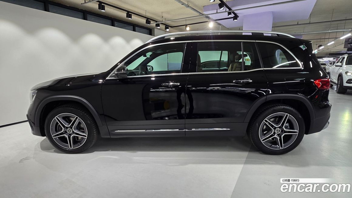 Mercedes-Benz GLB-Class 2026