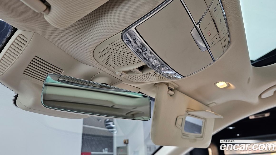 Mercedes-Benz S-Class 2019