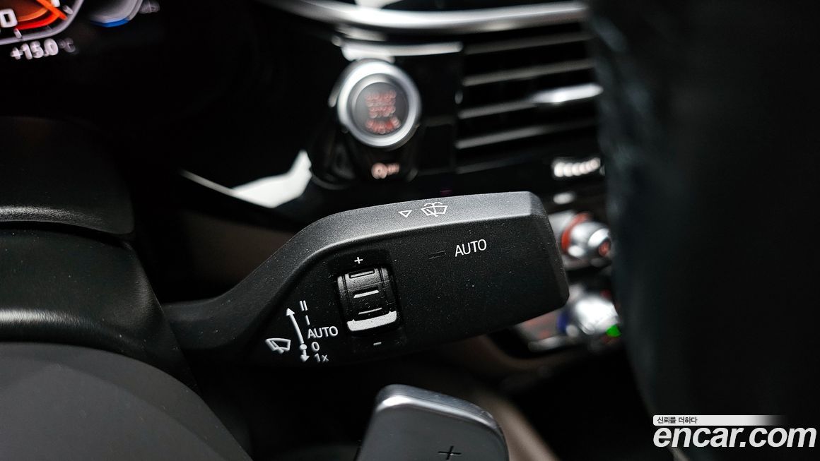 BMW 5-Series 2023