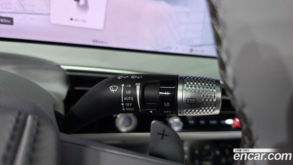 Genesis GV70 2025