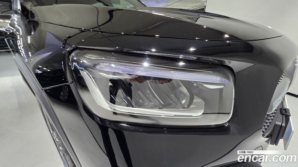 Mercedes-Benz GLB-Class 2026