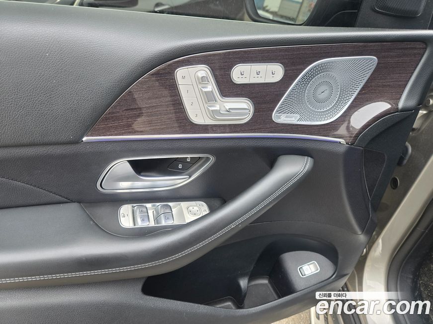 Mercedes-Benz GLE-Class 2021