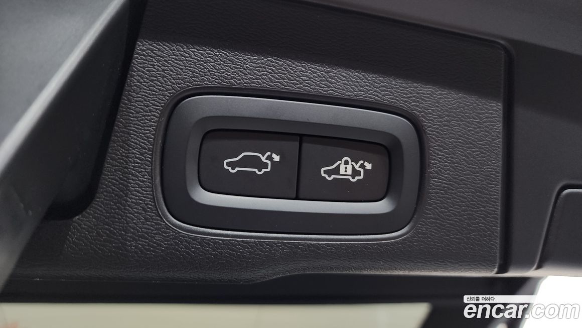 Volvo XC60 2024